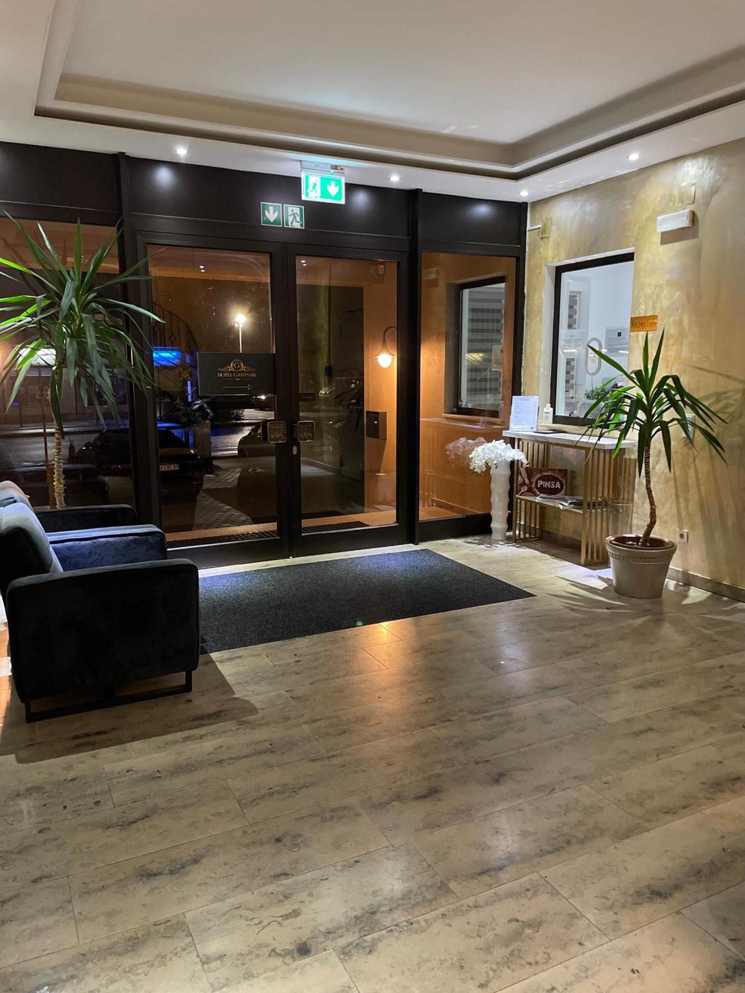 Gastpark Hotel Manching Zewnętrze zdjęcie