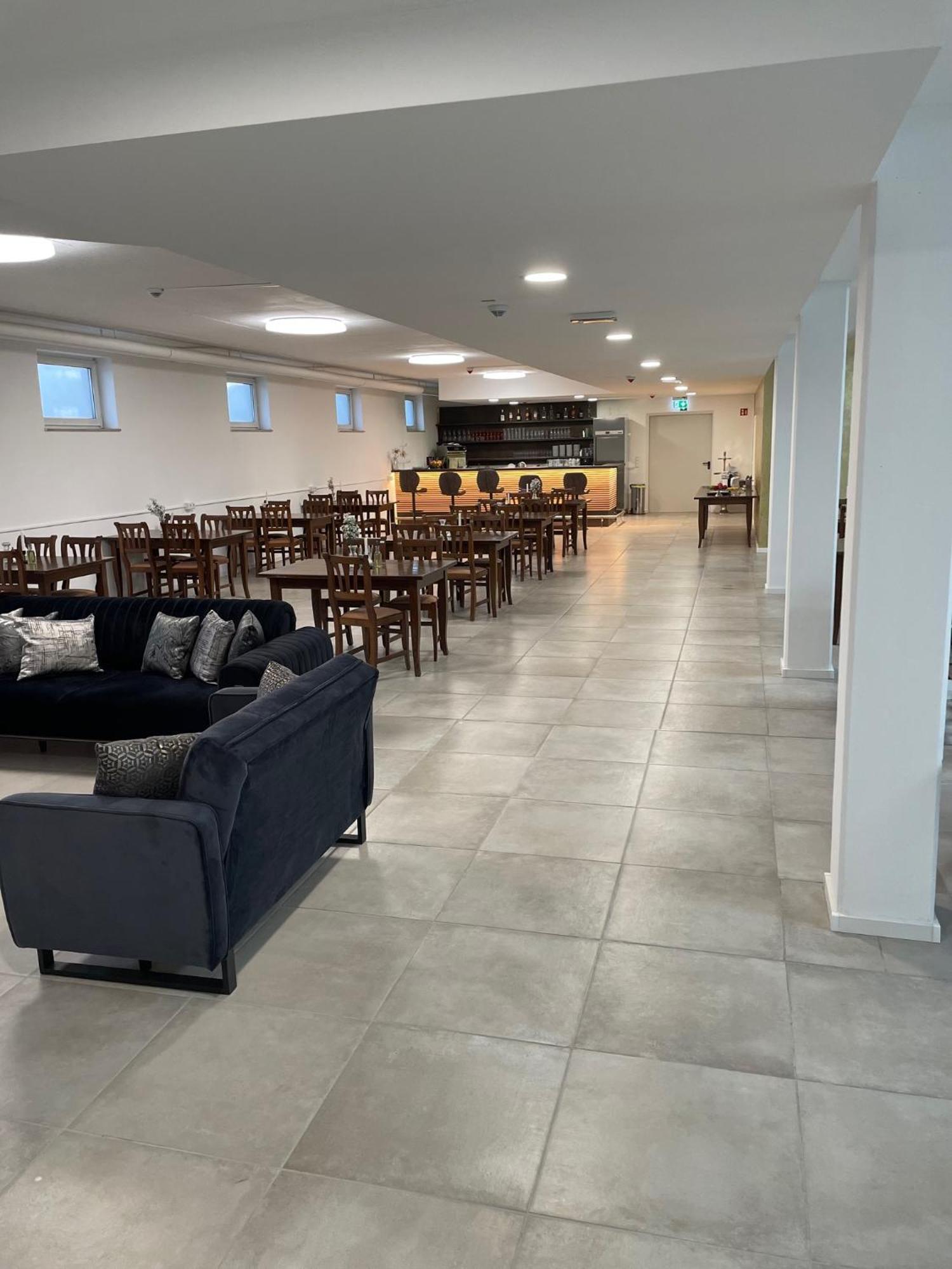 Gastpark Hotel Manching Zewnętrze zdjęcie